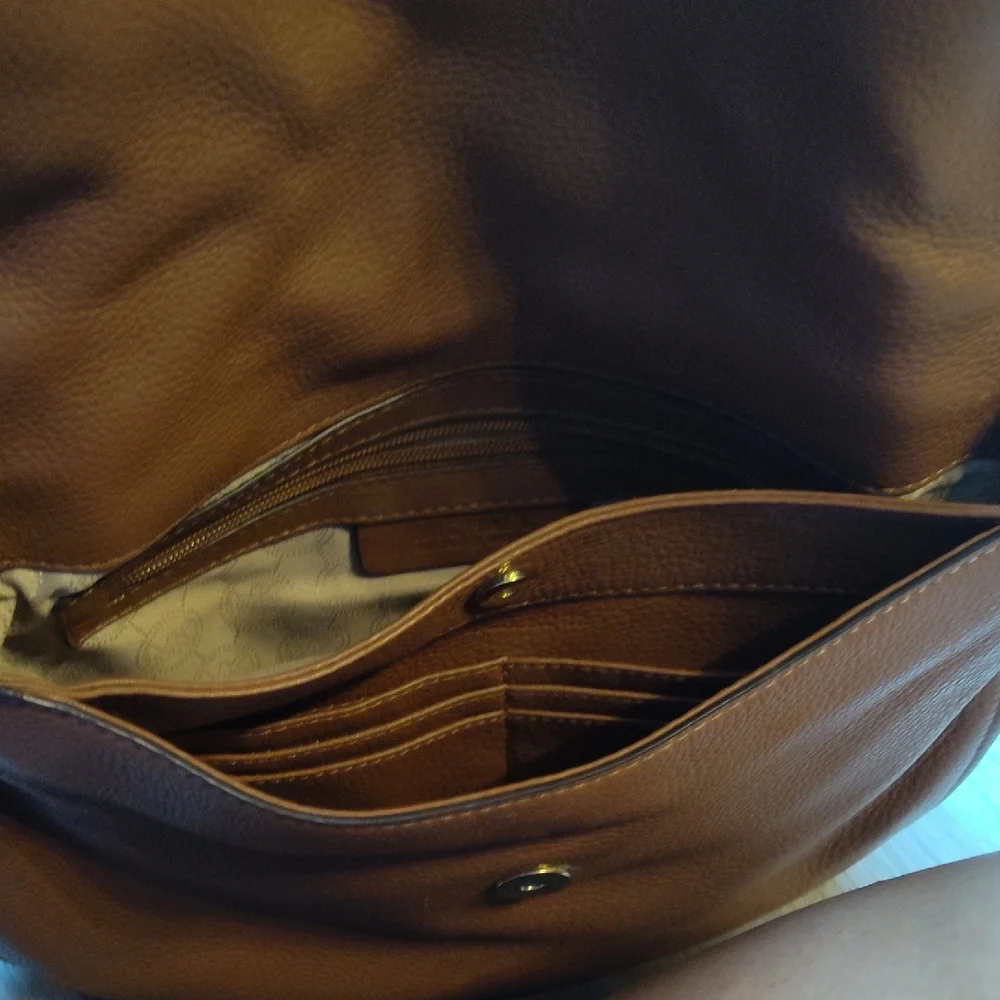 Michael Kors Tan Shoulder Bag with Gold Hardware